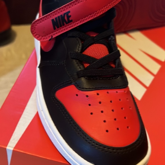 Mid 2s red and black my son wore once don’t fit any more just making space - Picture 4 of 4